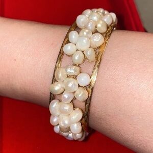 BRACELET
14K Pearls & Gold woman’s Bracelet ambiance vintage look for chic woman